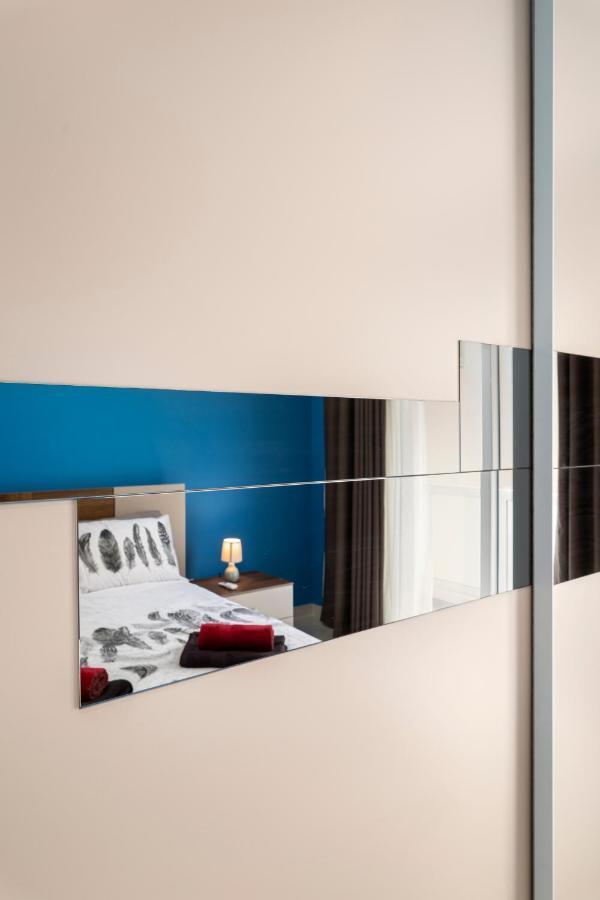 Modern 3Br Stylish Apartment With Large Balcony - Close To St Julians And St Georges Bay Is-Swieqi Kültér fotó